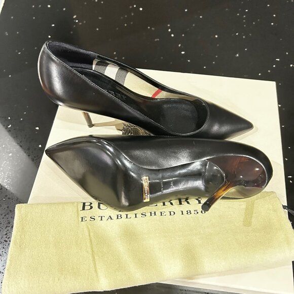 Burberry black leather pointed toe pumps size 39 - Picture 4 of 8